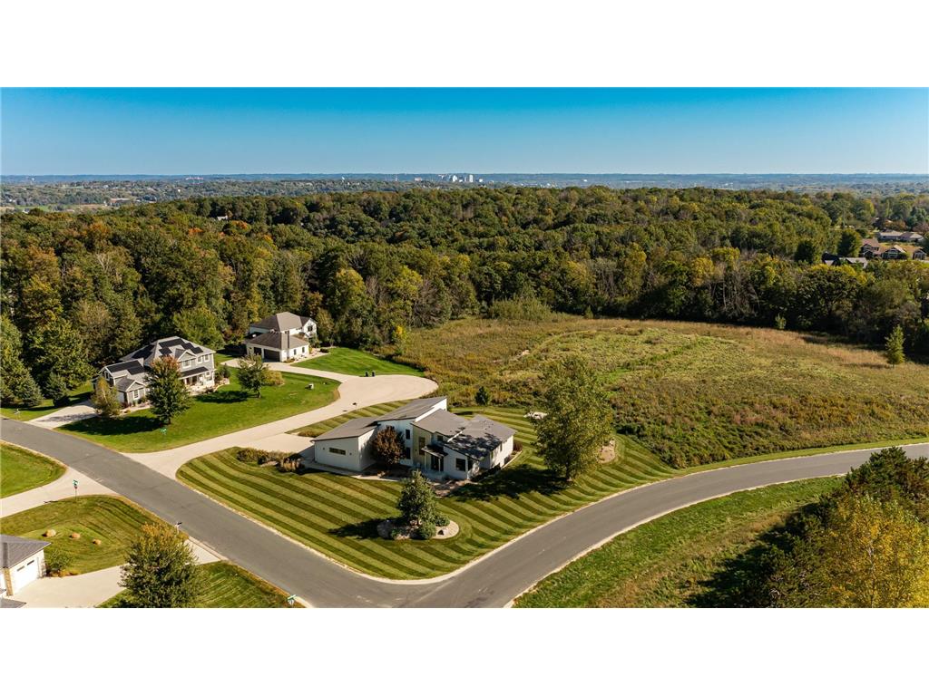 4080 Ironton Lane SW Rochester MN 55902 7002050 image2