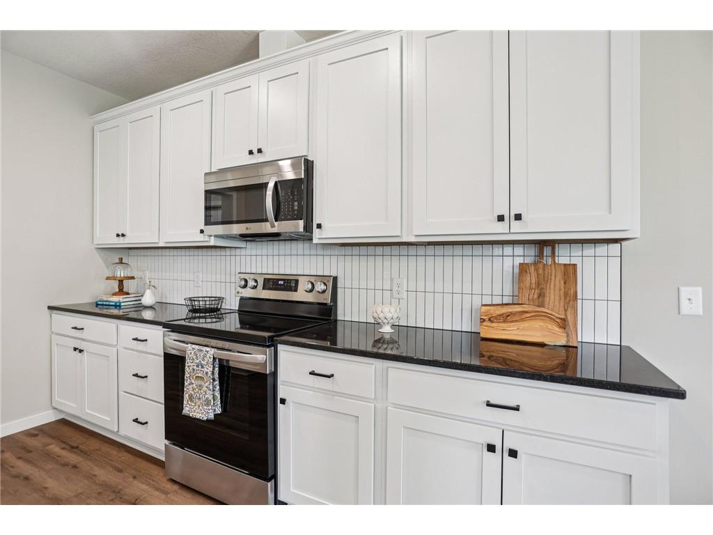 4087 Isaac Court Vadnais Heights MN 55127 7006045 image10