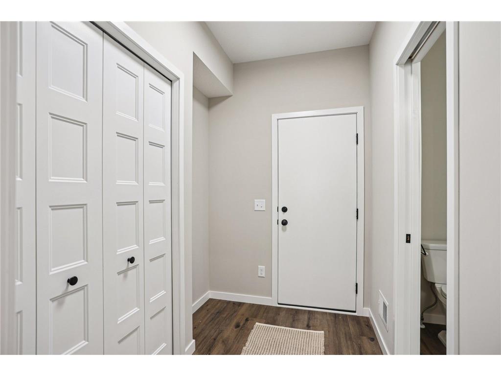 4087 Isaac Court Vadnais Heights MN 55127 7006045 image14