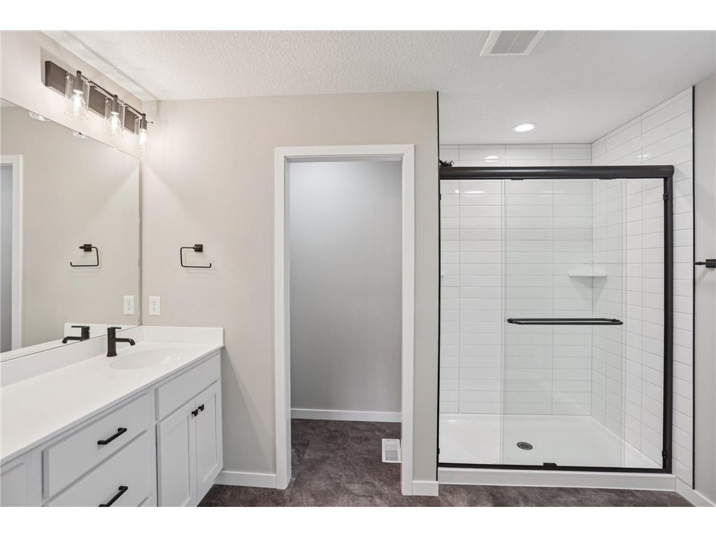 4087 Isaac Court Vadnais Heights MN 55127 7006045 image21