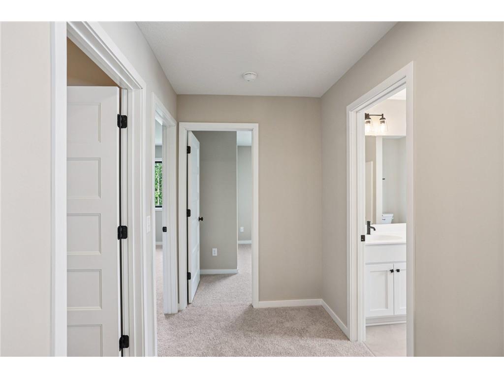 4087 Isaac Court Vadnais Heights MN 55127 7006045 image24