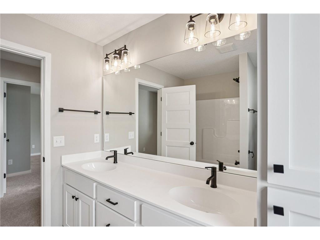 4087 Isaac Court Vadnais Heights MN 55127 7006045 image26