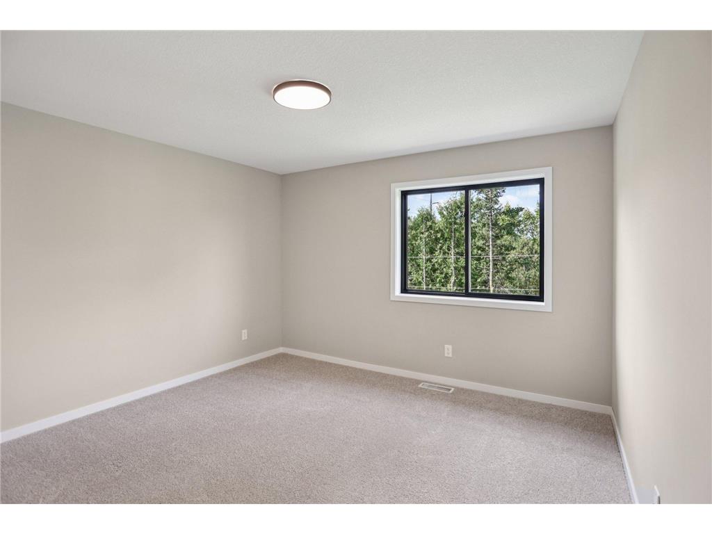 4087 Isaac Court Vadnais Heights MN 55127 7006045 image29