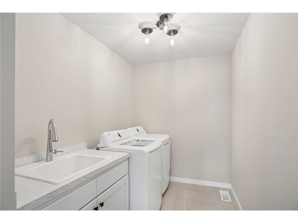 4087 Isaac Court Vadnais Heights MN 55127 7006045 image31