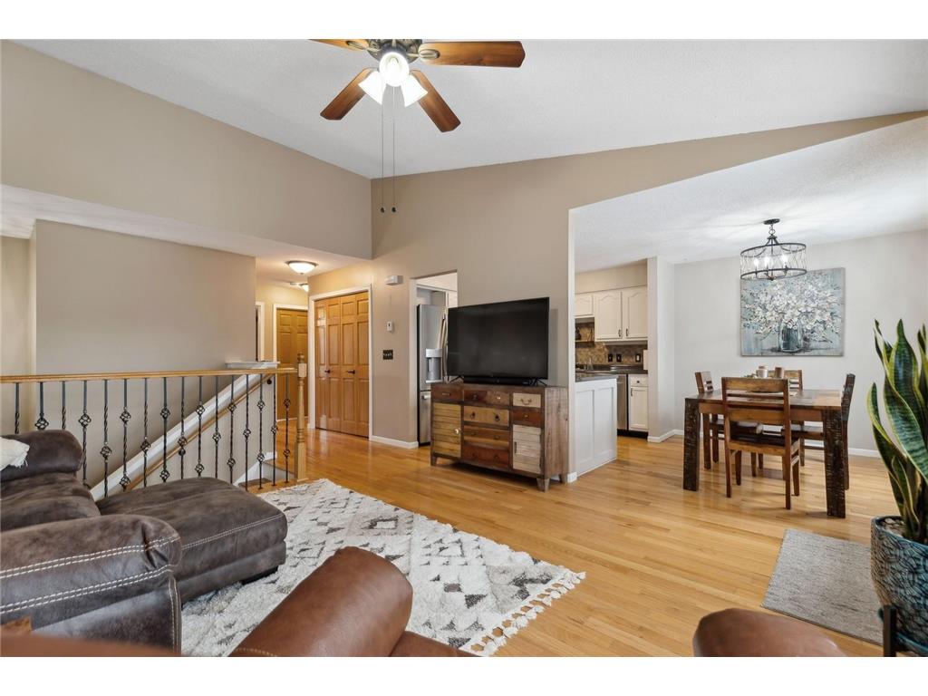 4088 S Meadowlark Road Eagan MN 55122 6505040 image1