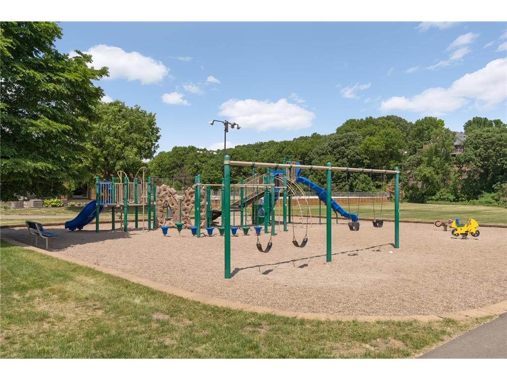 4089 Pennsylvania Avenue Eagan MN 55123 7110741 image39