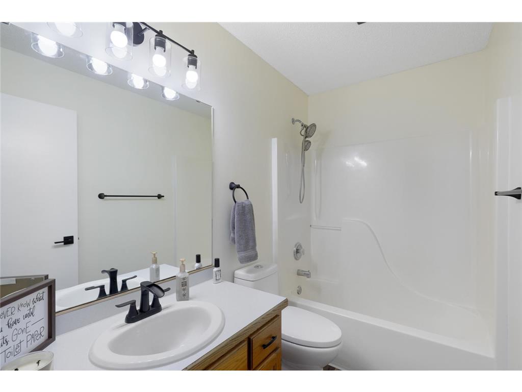 40894 Fenian Way North Branch MN 55056 7060858 image23