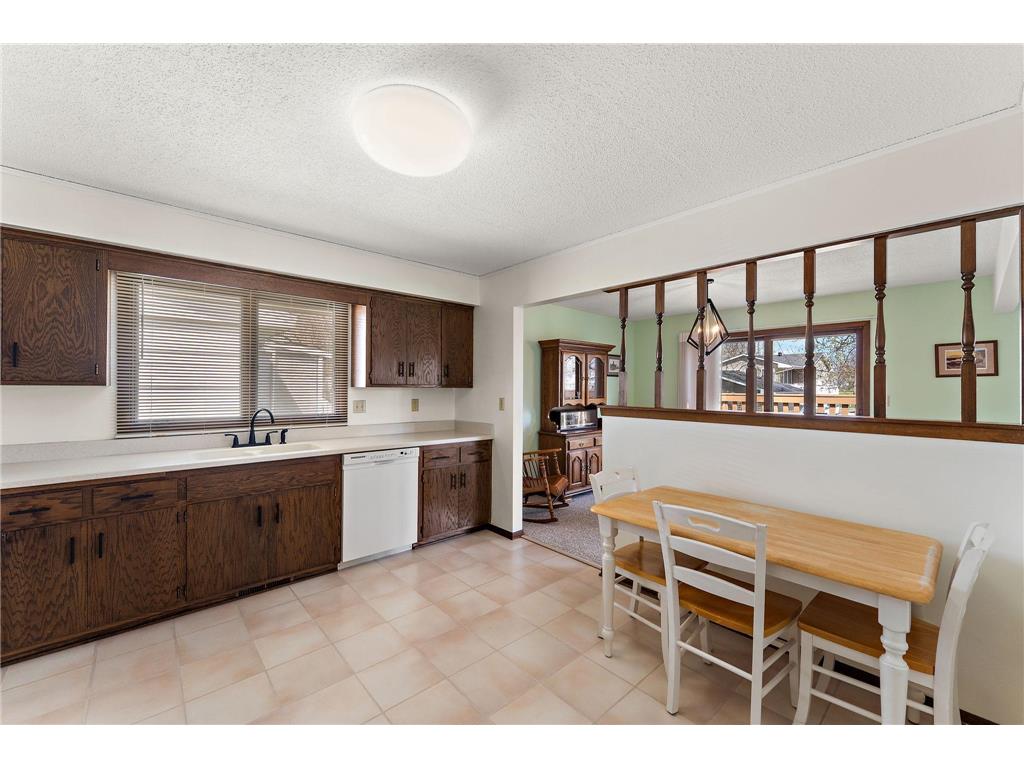 409 19th Avenue S South Saint Paul MN 55075 7052870 image14