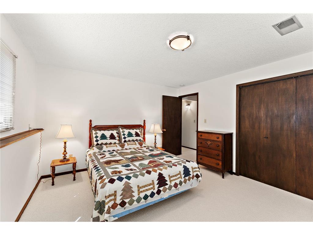 409 19th Avenue S South Saint Paul MN 55075 7052870 image26