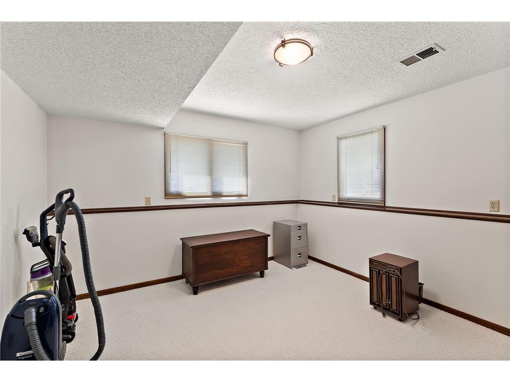 409 19th Avenue S South Saint Paul MN 55075 7052870 image27