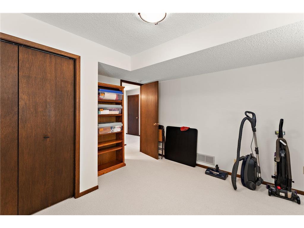 409 19th Avenue S South Saint Paul MN 55075 7052870 image28