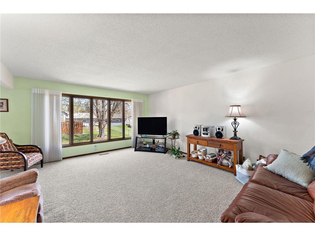 409 19th Avenue S South Saint Paul MN 55075 7052870 image5