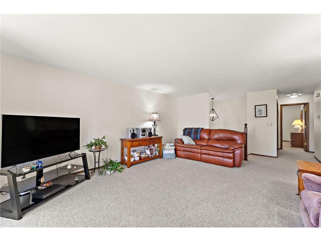 409 19th Avenue S South Saint Paul MN 55075 7052870 image8
