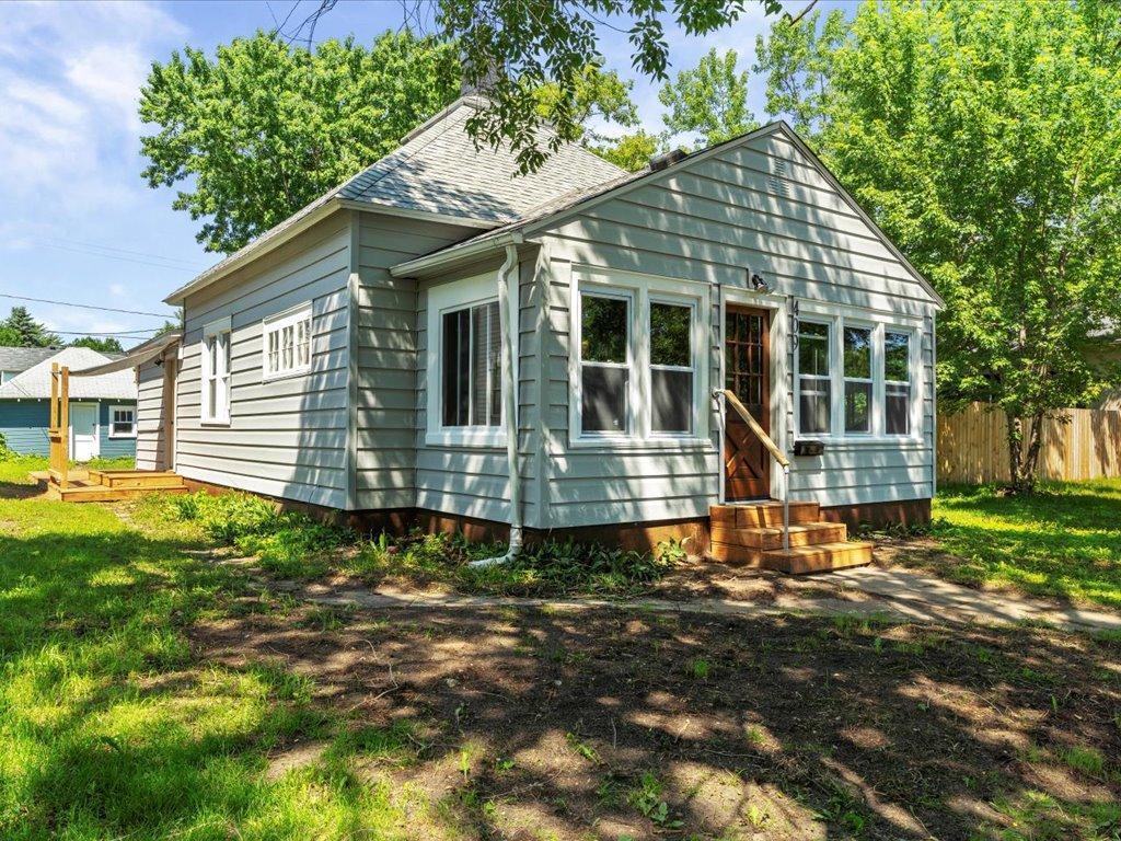 409 7th Street SE Staples MN 56479 6751562 image1