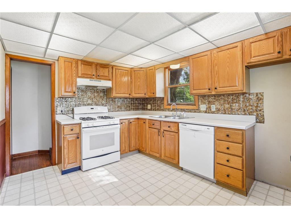 409 Birchwood Avenue Amery WI 54001 7105108 image9