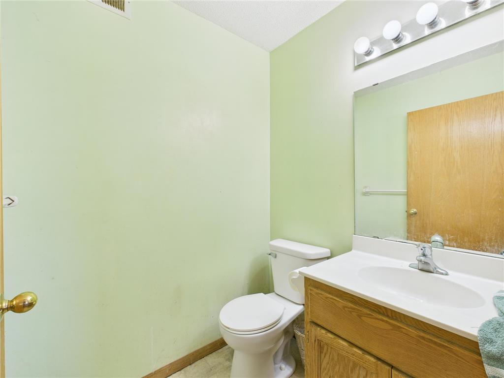 409 Bluebird Street Mora MN 55051 7011704 image6
