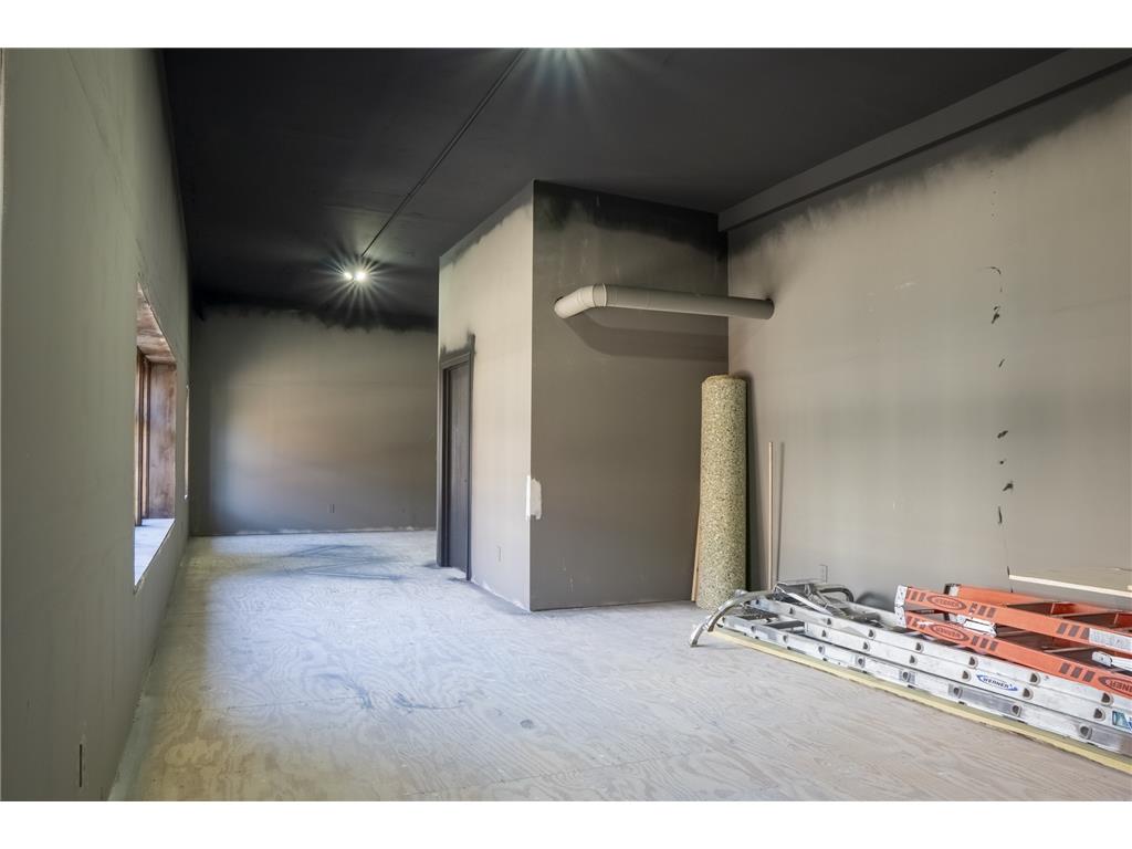 409 Central Avenue N Faribault MN 55021 6810439 image17