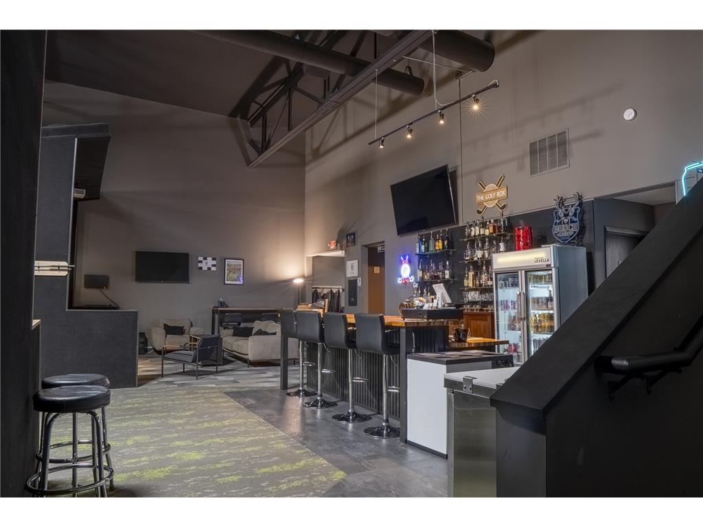 409 Central Avenue N Faribault MN 55021 6810439 image28