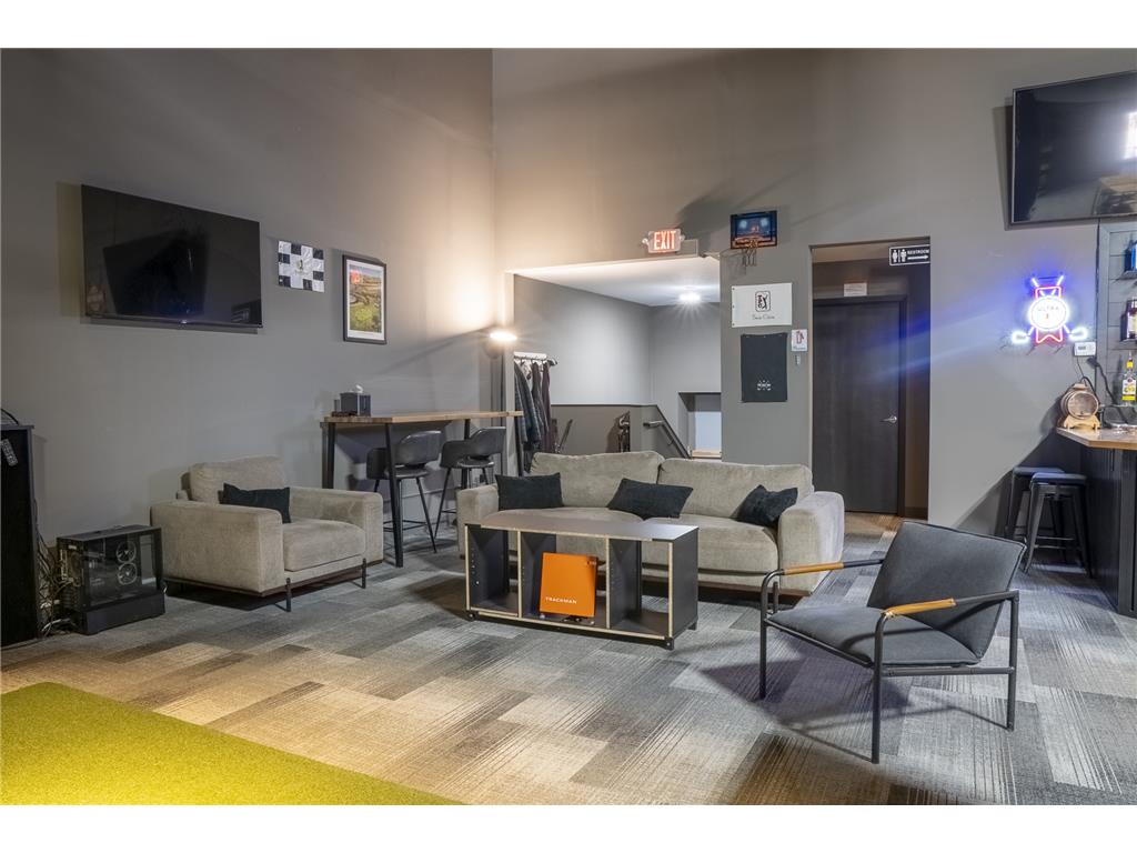 409 Central Avenue N Faribault MN 55021 6810439 image50