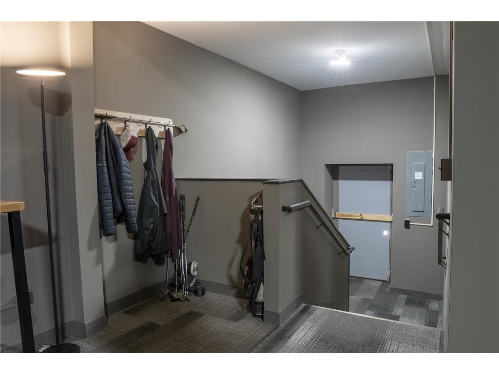 409 Central Avenue N Faribault MN 55021 6810439 image54