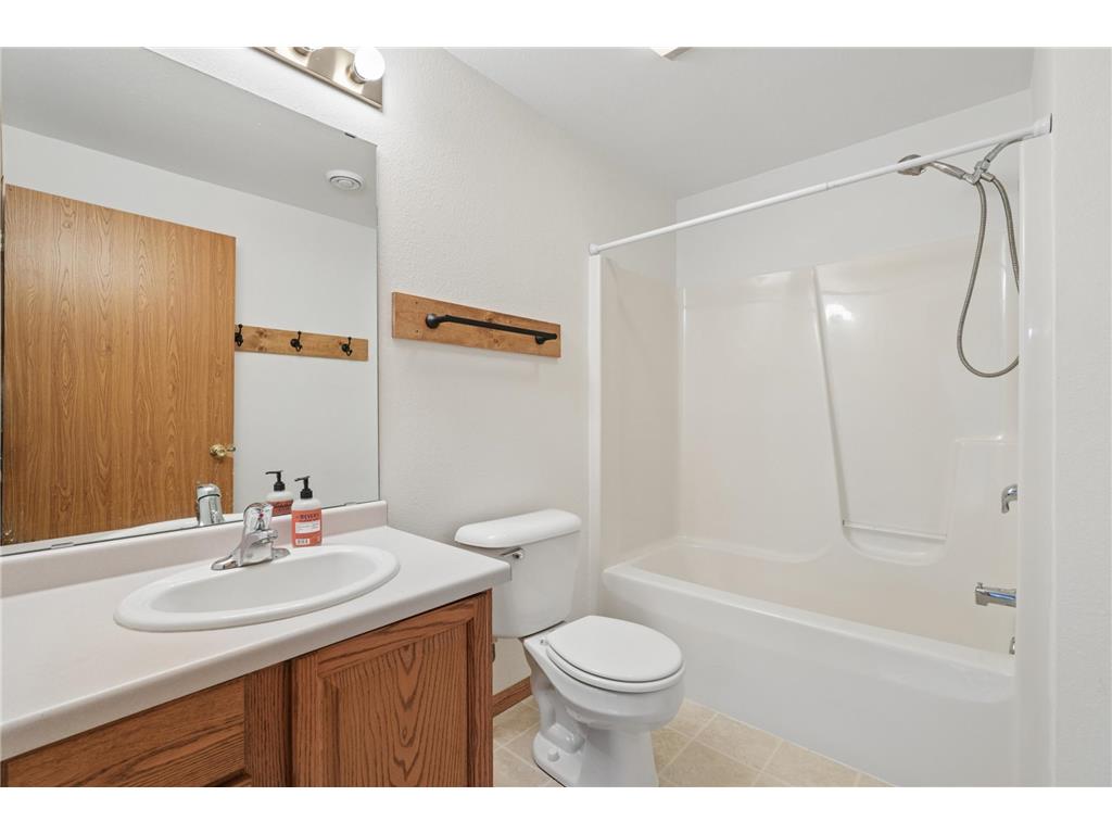 409 Dakota Court N #A Woodville WI 54028 7051417 image23