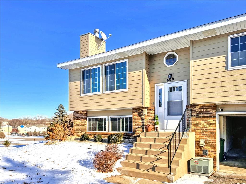 409 Dorland Road S Maplewood MN 55119 6621569 image1
