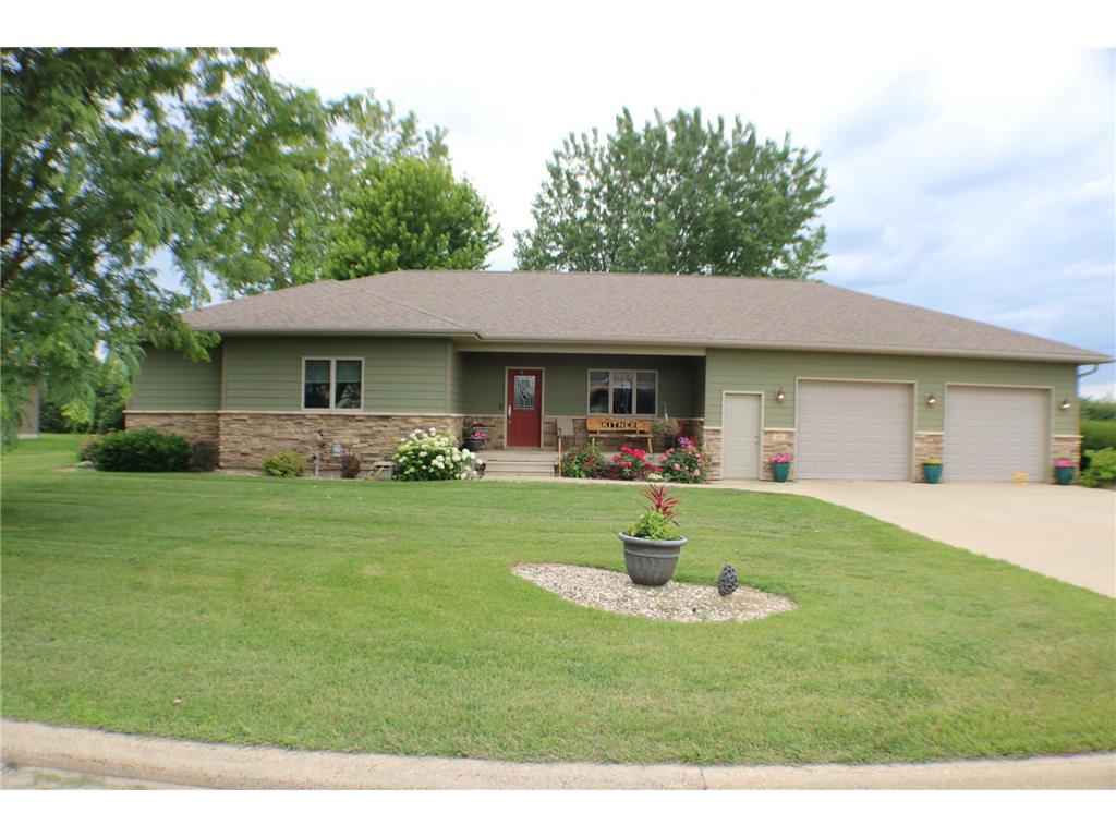 409 Fox Lake Avenue Sherburn MN 56171 7097431 image1