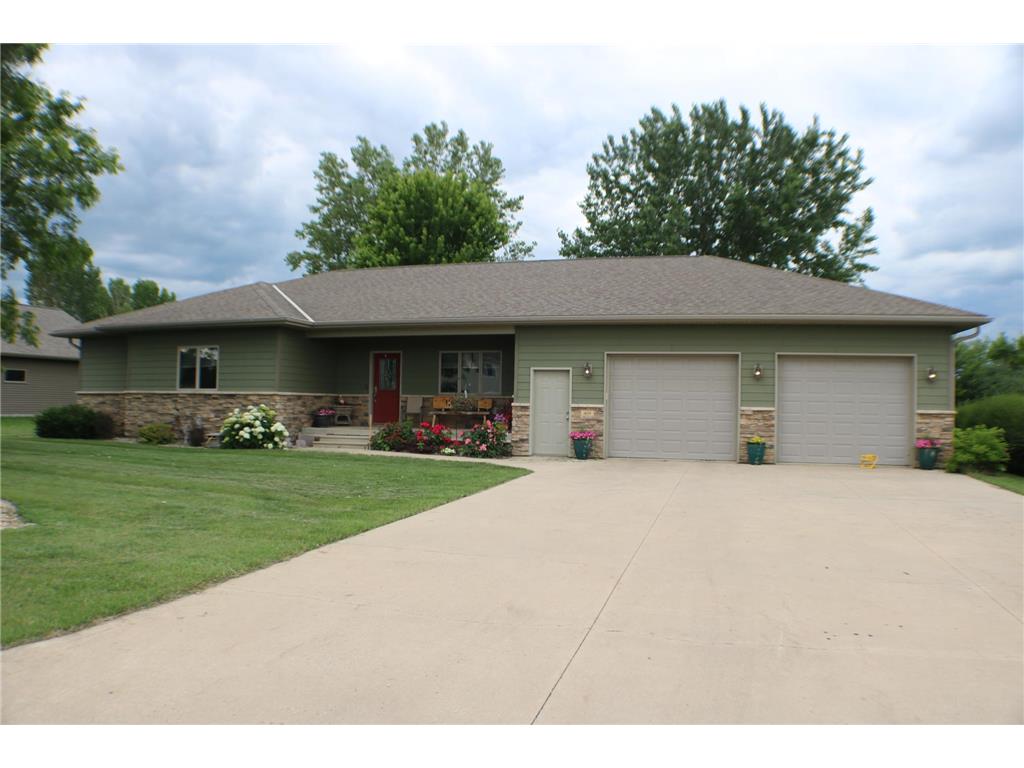 409 Fox Lake Avenue Sherburn MN 56171 7097431 image2
