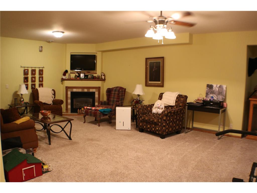 409 Fox Lake Avenue Sherburn MN 56171 7097431 image32
