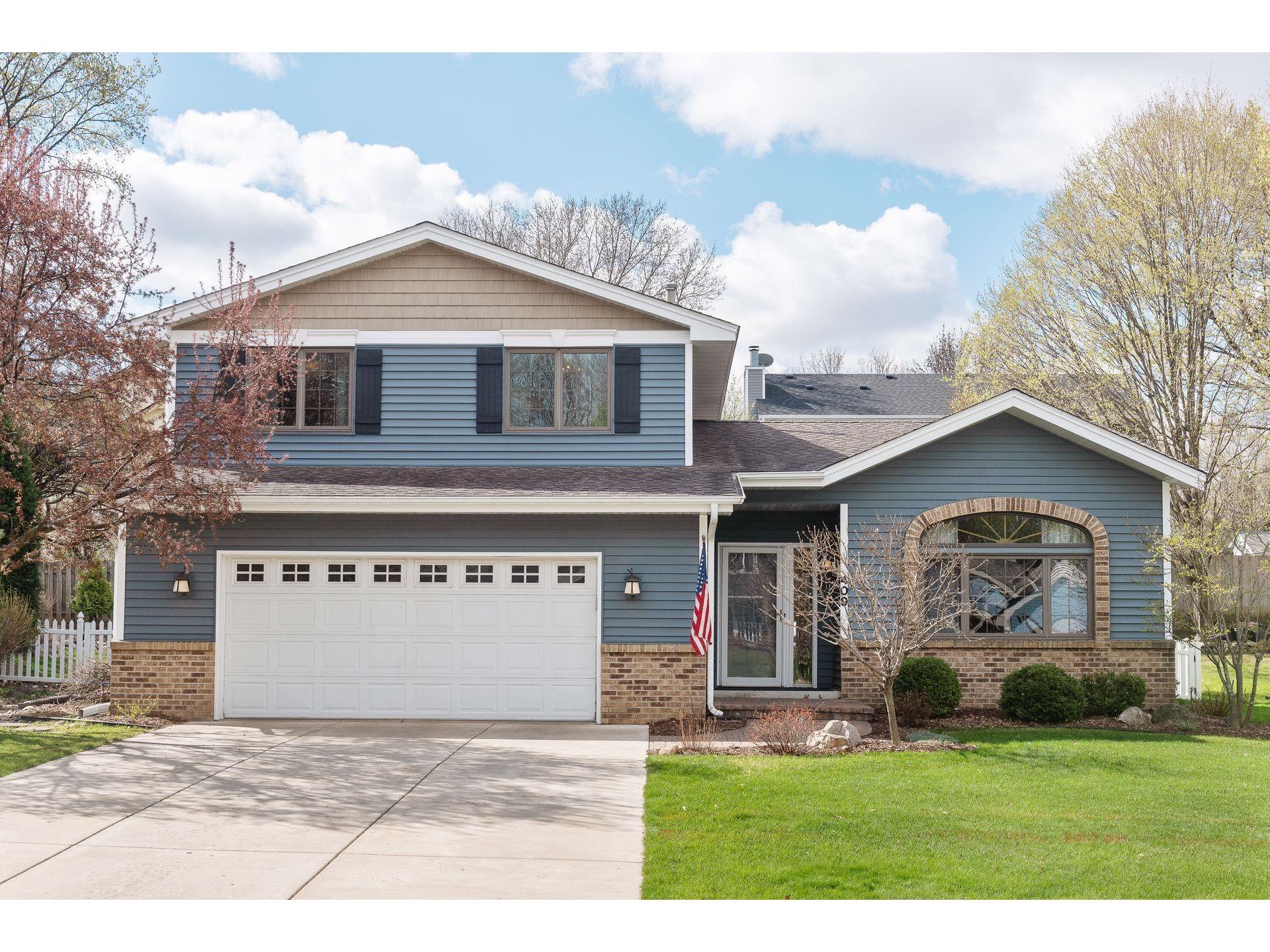 409 Interlachen Lane, Burnsville, MN 55306 MLS 5744080 Edina Realty