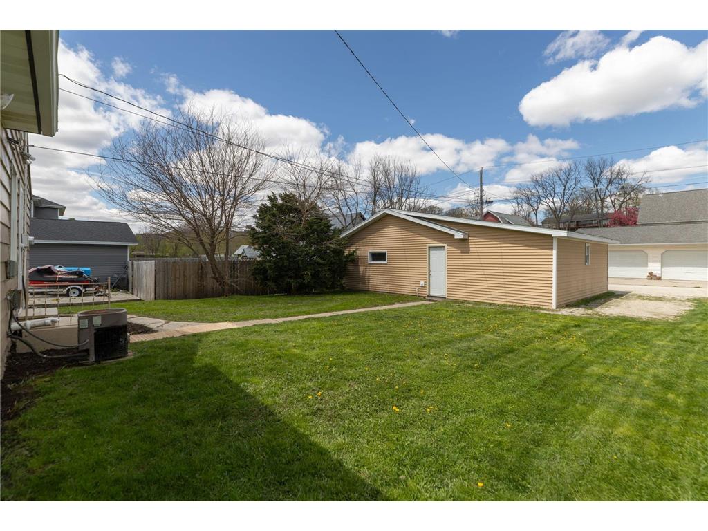 409 Main Street SW Preston MN 55965 7065435 image20