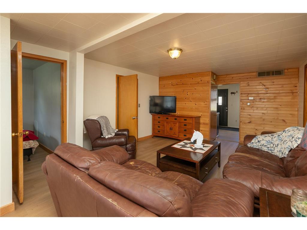 409 Main Street SW Preston MN 55965 7065435 image5