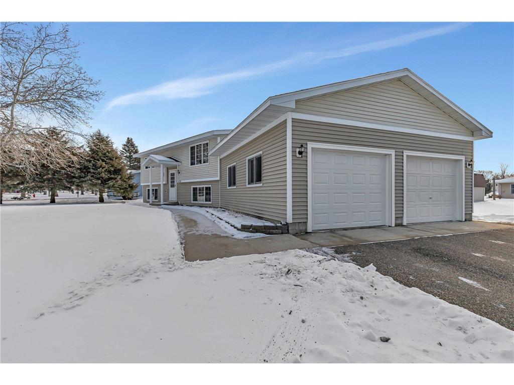 409 Miller Street, Spicer, MN, 56288 MLS 6479151 Edina Realty