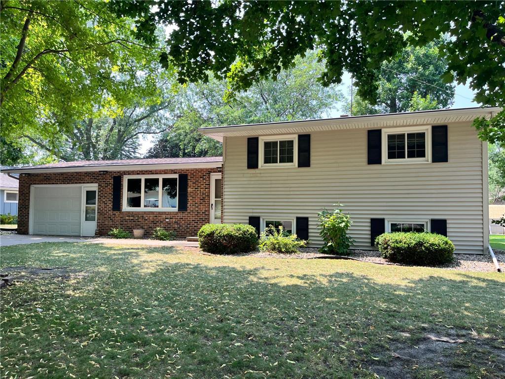 409 N 1st Avenue W Truman MN 56088 6237849 image1