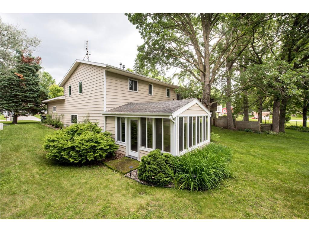 409 N Park Street Alexandria MN 56308 6741372 image1