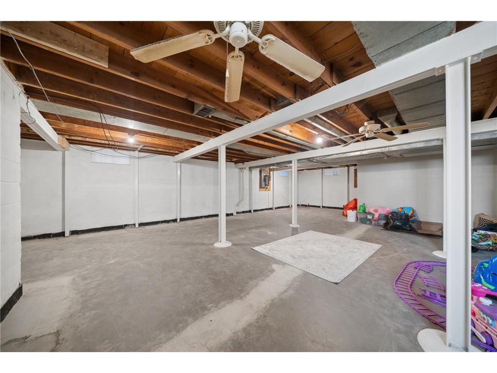409 N Prairie Street Sherburn MN 56171 7055280 image19