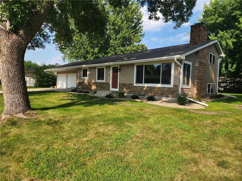 409 S 2nd Street Olivia MN 56277 6588508 image1