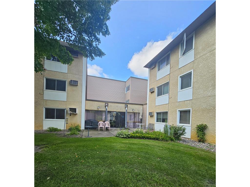 409 S Hudson Avenue #111 Spring Valley MN 55975 6816481 image3