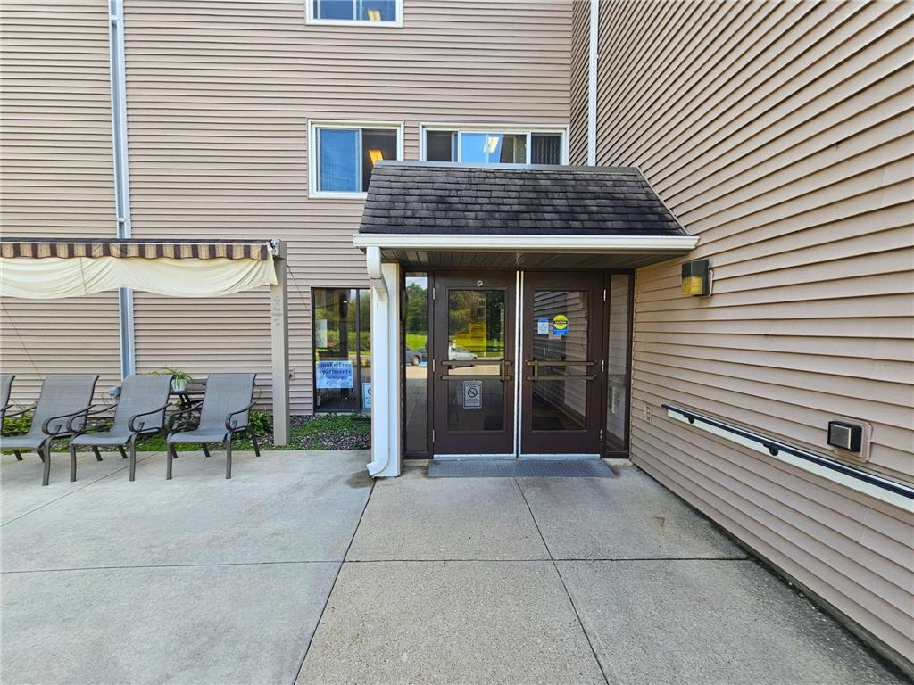 409 S Hudson Avenue #111 Spring Valley MN 55975 6816481 image4