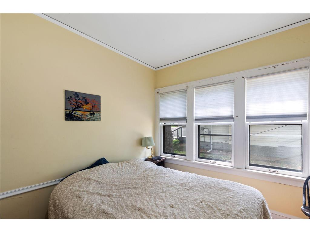 409 Thomas Avenue S Minneapolis MN 55405 7085767 image13