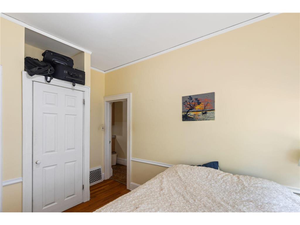 409 Thomas Avenue S Minneapolis MN 55405 7085767 image14