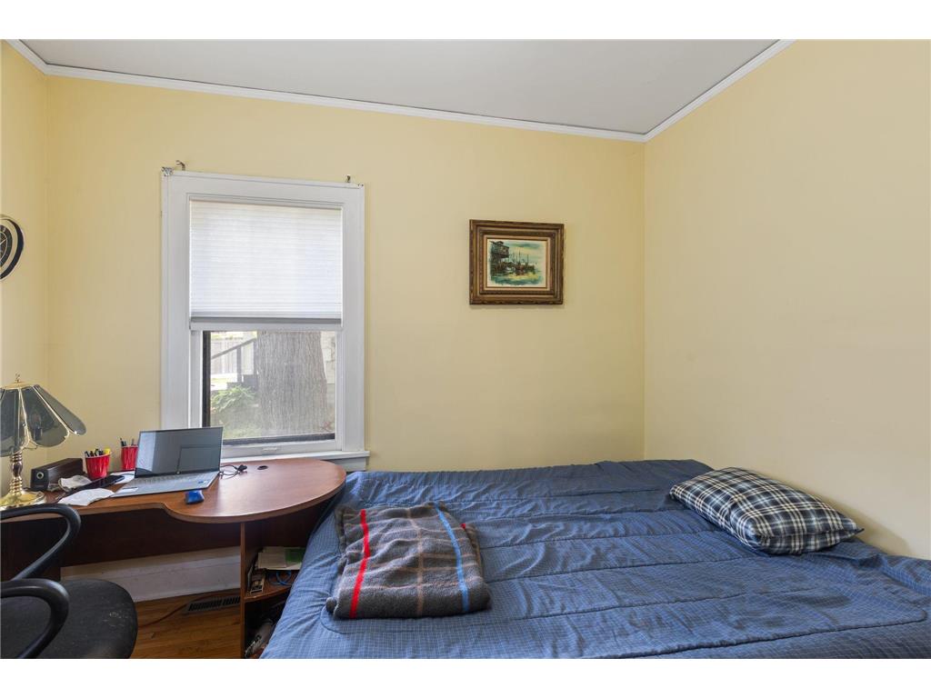 409 Thomas Avenue S Minneapolis MN 55405 7085767 image16