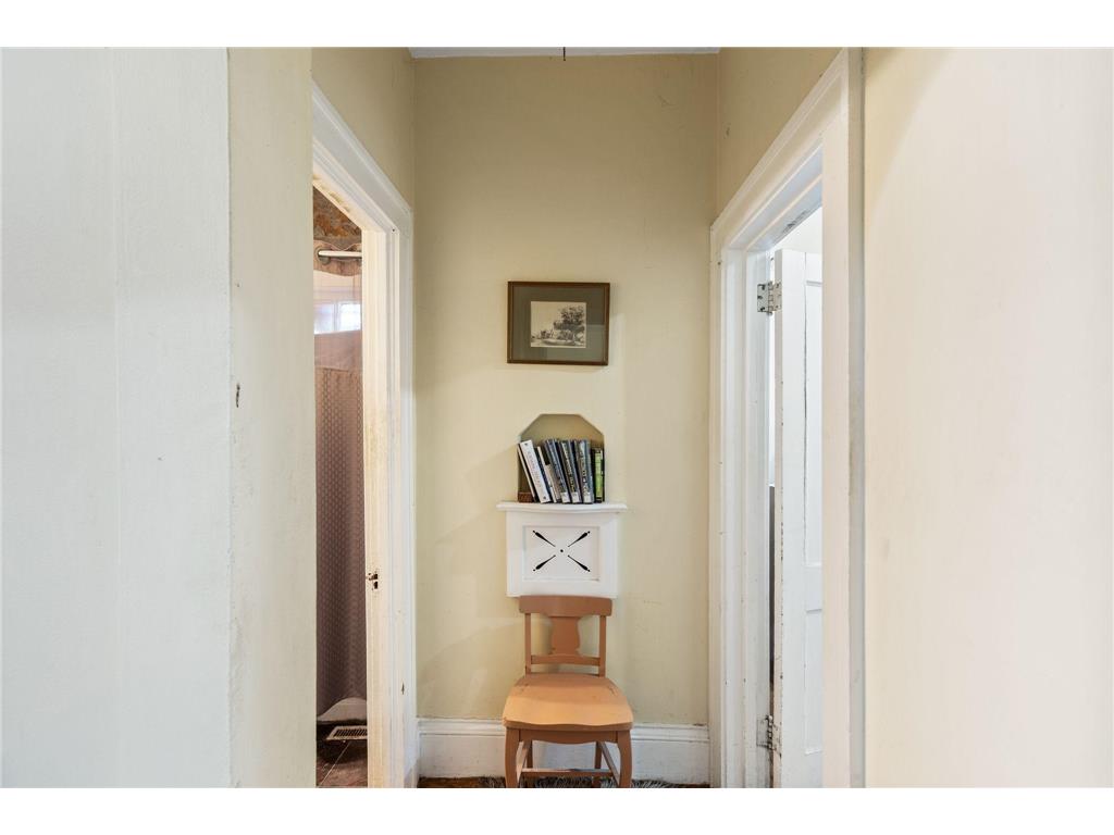 409 Thomas Avenue S Minneapolis MN 55405 7085767 image18