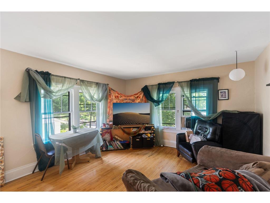 409 Thomas Avenue S Minneapolis MN 55405 7085767 image21