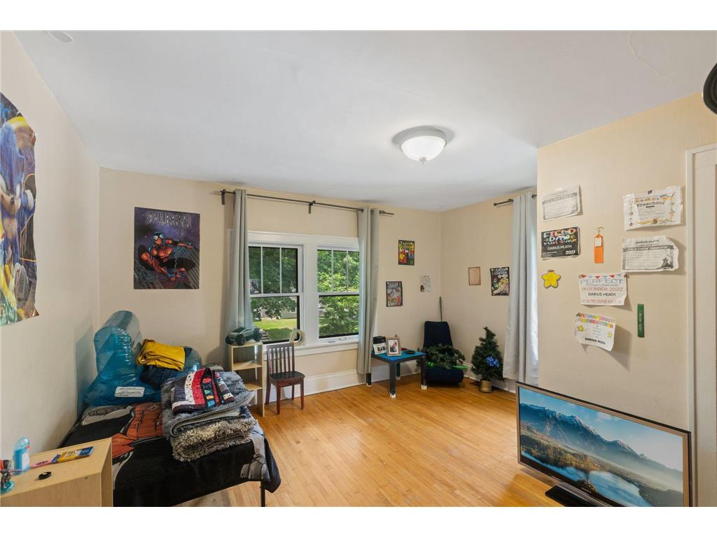 409 Thomas Avenue S Minneapolis MN 55405 7085767 image26