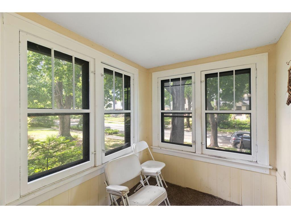 409 Thomas Avenue S Minneapolis MN 55405 7085767 image3