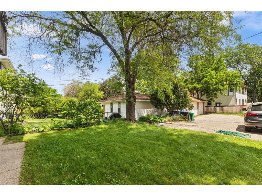 409 Thomas Avenue S Minneapolis MN 55405 7085767 image37