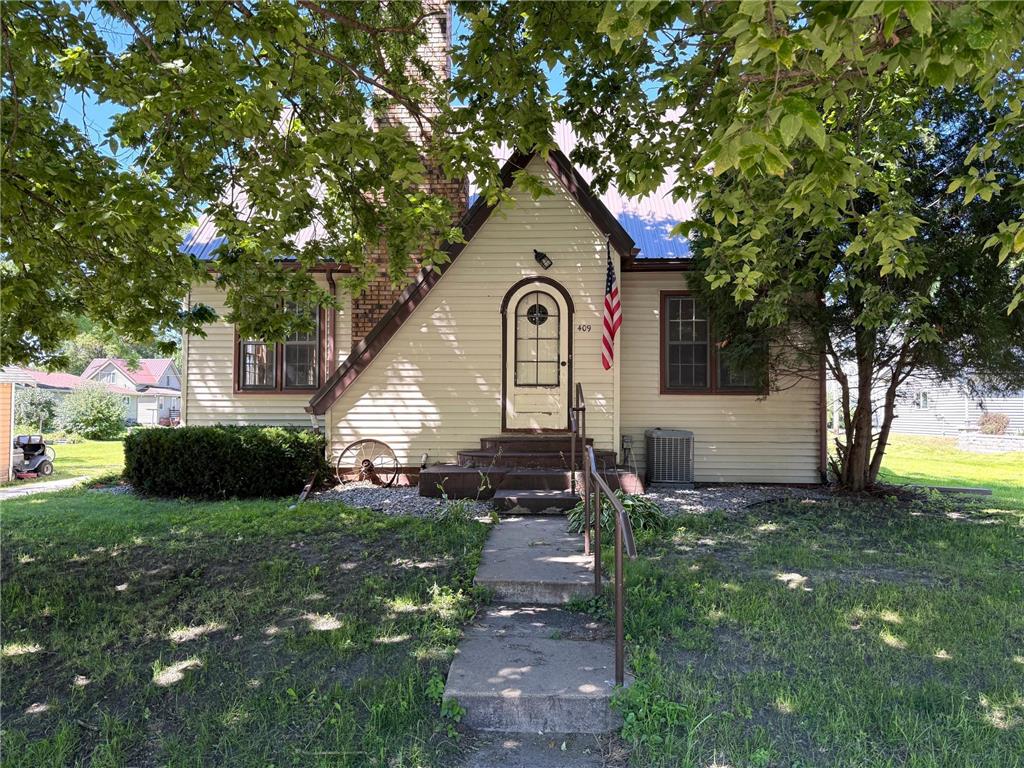 409 Vernon Avenue Morgan MN 56266 6778871 image1