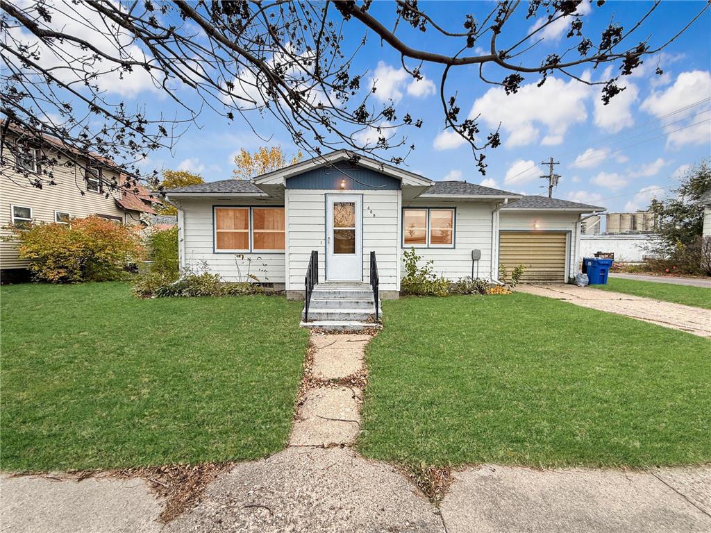 409 W 3rd Street Madison MN 56256 6815220 image1