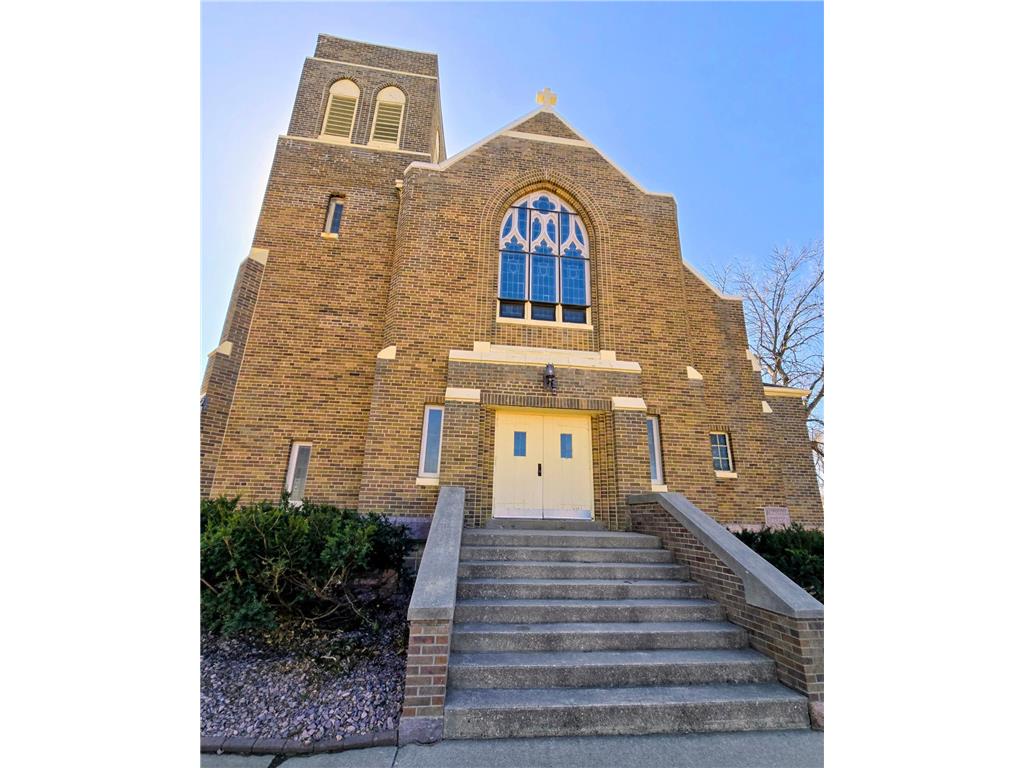 409 Wall Street E Jasper MN 56144 7077051 image2